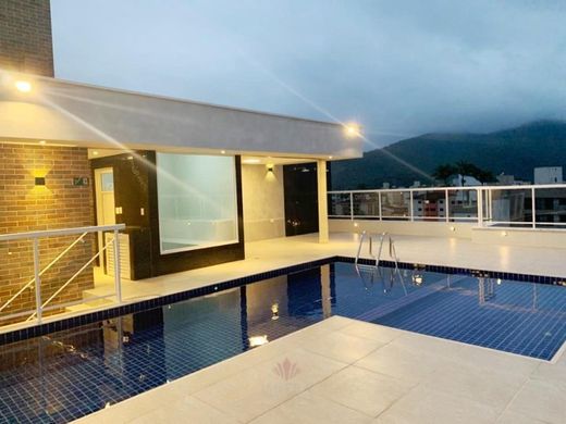 Piso / Apartamento en Ubatuba, São Paulo