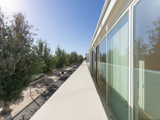 Mehrfamilienhaus in Marvila, Lisbon