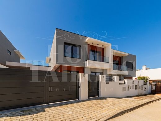 منزل ﻓﻲ Mafra, Distrito de Lisboa