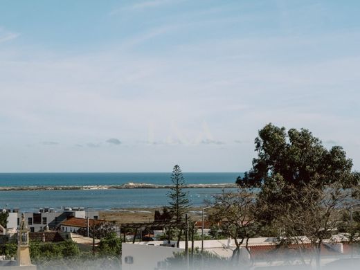 ‏וילה רב-משפחתית ב  Olhão, Distrito de Faro