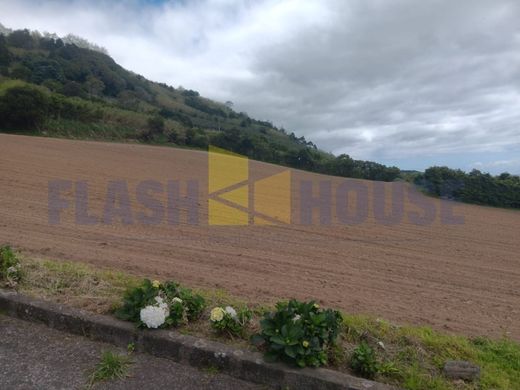 Terrain à Vila Franca do Campo, Açores
