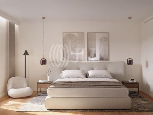 Apartment / Etagenwohnung in Alvalade, Lisbon