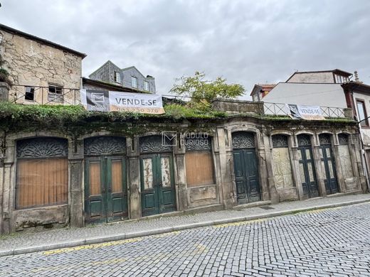 公寓楼  出售 Lamego