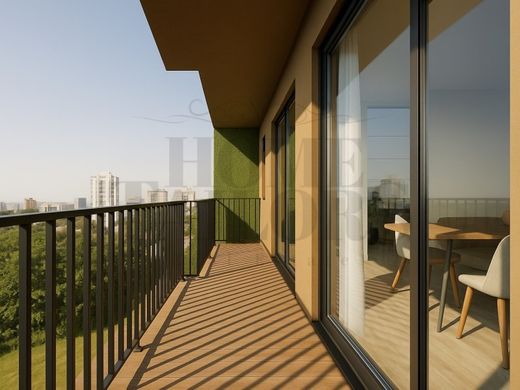 Apartment in Almada, Distrito de Setúbal