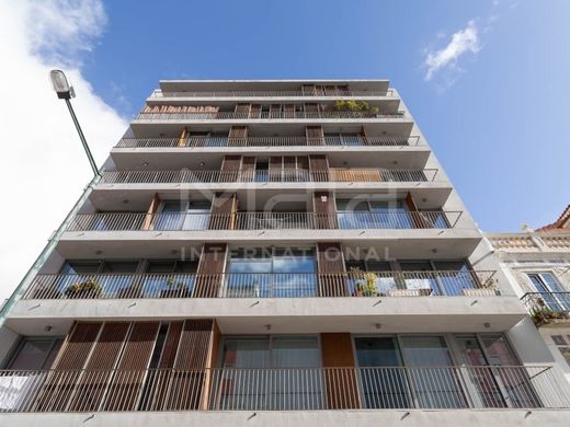 Apartment / Etagenwohnung in Arroios, Lisbon