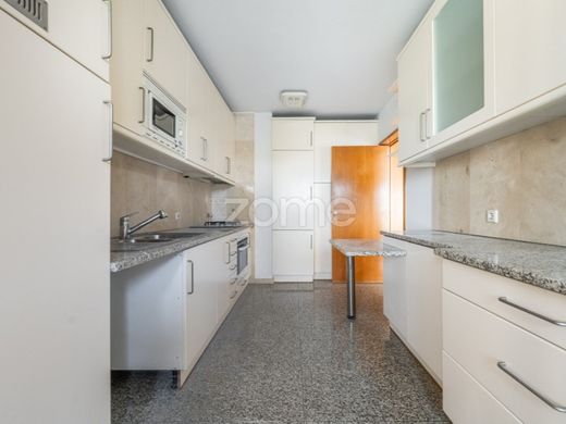 Apartment / Etagenwohnung in Porto, Distrito do Porto