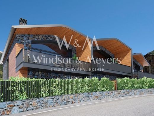 Mehrfamilienhaus in Canillo