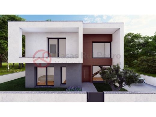 Casa de luxo - Aroeira, Almada