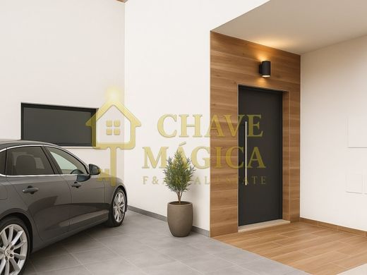 Semidetached House in Olhão, Distrito de Faro