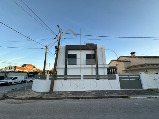 Casa di lusso a Seixal, Distrito de Setúbal