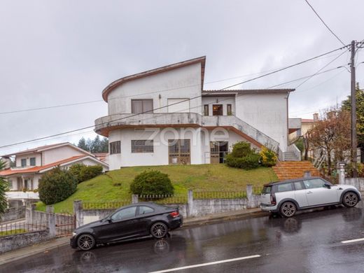 منزل ﻓﻲ Fafe, Distrito de Braga
