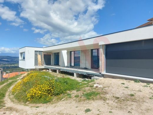 Casa de luxo - Guimarães, Braga