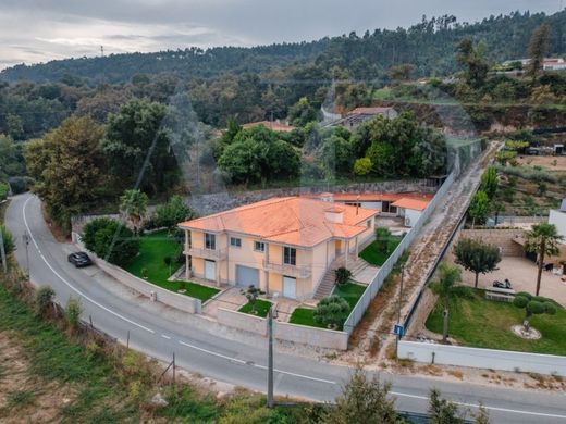 Casa de luxo - Guimarães, Braga