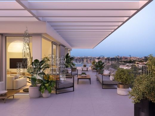 ヴィラ・ノヴァ・デ・ガイア
, Vila Nova de Gaiaのペントハウス