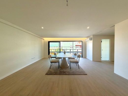 Apartment / Etagenwohnung in Vila Nova de Gaia, Distrito do Porto