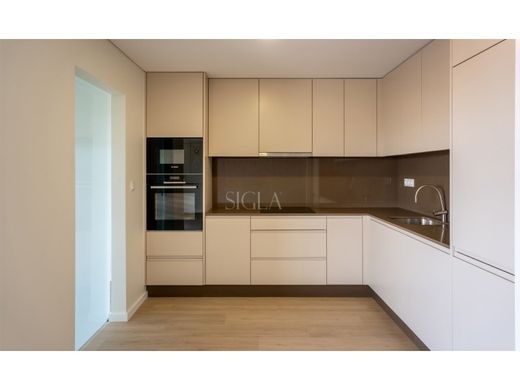 Apartment / Etagenwohnung in Vila Nova de Gaia, Distrito do Porto