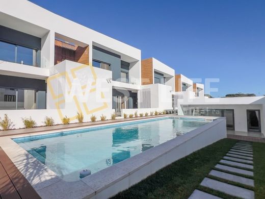 Элитный дом, Loures, Distrito de Lisboa
