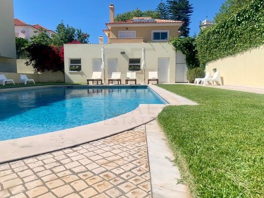 Cascais, Distrito de Lisboaのデュプレックス