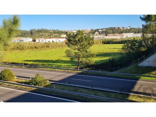 Terreno a Caldas da Rainha, Distrito de Leiria