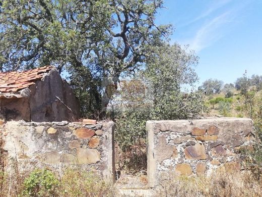 Ρουστίκ ή Αγροικίες σε Santiago do Cacém, Distrito de Setúbal