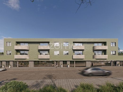 Grundstück in Gondomar, Distrito do Porto