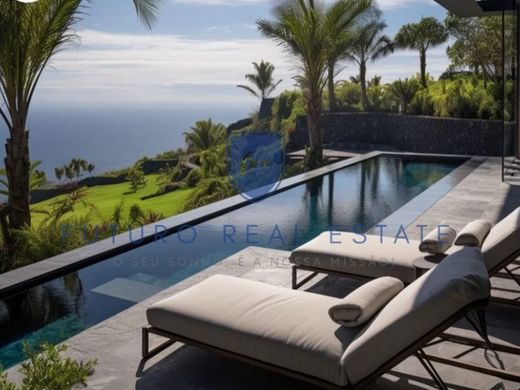 Luxury home in Calheta, Madeira