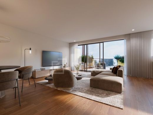 Apartment / Etagenwohnung in Porto, Distrito do Porto