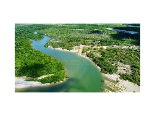 Island in Humberto de Campos, Maranhão