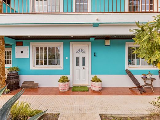 Maison de luxe à Charneca de Caparica, Almada