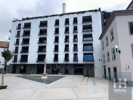 Apartment / Etagenwohnung in Funchal, Madeira