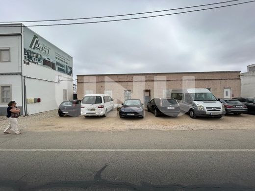 Konak Faro, Distrito de Faro