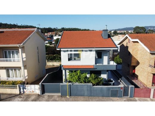 Luxury home in Valongo, Distrito do Porto
