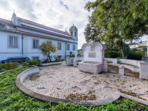 Kamienica w Oeiras, Distrito de Lisboa