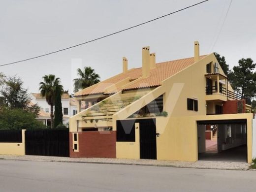 Элитный дом, Seixal, Distrito de Setúbal