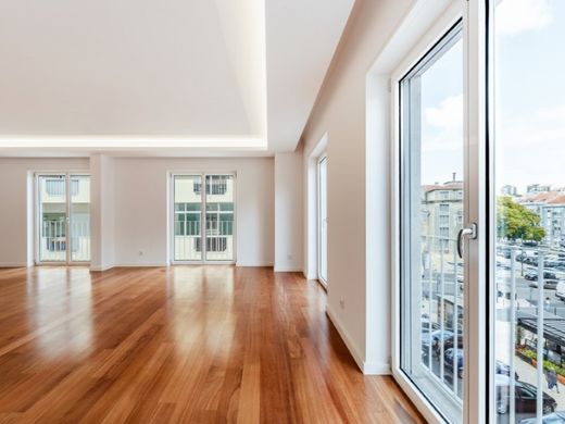 Daire Arroios, Lisbon