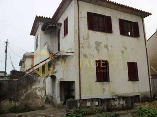 Casa di lusso a Vila Nova de Gaia, Oporto