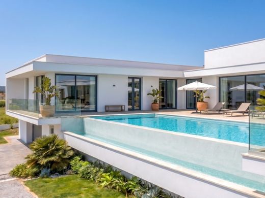 Luxury home in Alcobaça, Distrito de Leiria
