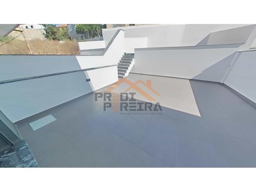 Luxury home in Odivelas, Lisbon