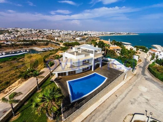 Vrijstaand huis in Albufeira, Distrito de Faro