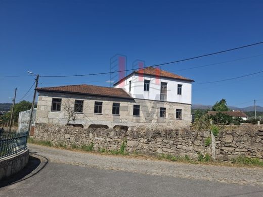 Herenhuis in Arcos de Valdevez, Distrito de Viana do Castelo