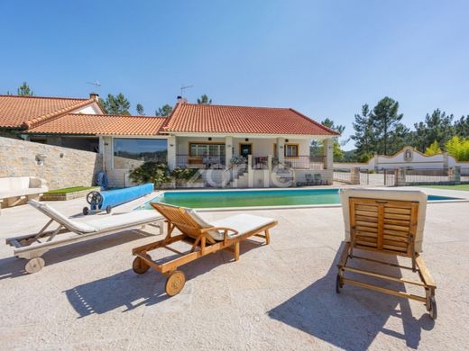 ‏בתי יוקרה ב  Ferreira do Zêzere, Distrito de Santarém