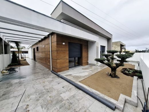 Casa Unifamiliare a Seixal, Distrito de Setúbal