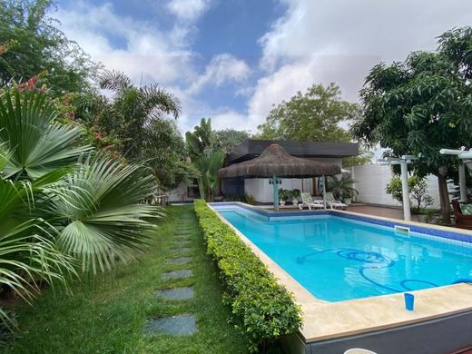 Casa di lusso a Talatona, Luanda Province