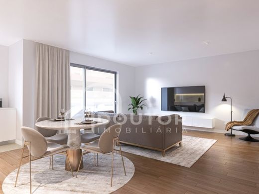 Apartment / Etagenwohnung in Funchal, Madeira