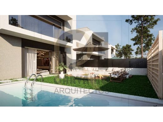 Sesimbra, Distrito de Setúbalのマルチファミリーヴィラ