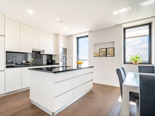 Luxury home in Porto, Distrito do Porto