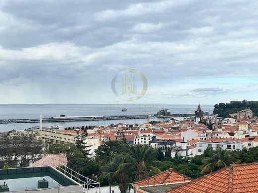 Penthouse in Funchal, Madeira