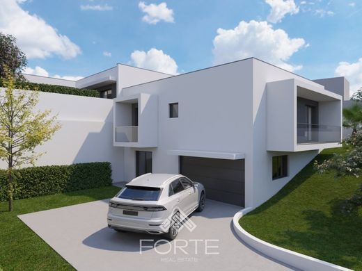 Casa de lujo en Santa Maria da Feira, Aveiro