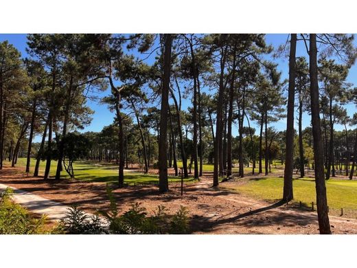 Terreno en Aroeira, Almada