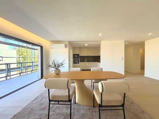 Apartment / Etagenwohnung in Vila Nova de Gaia, Distrito do Porto